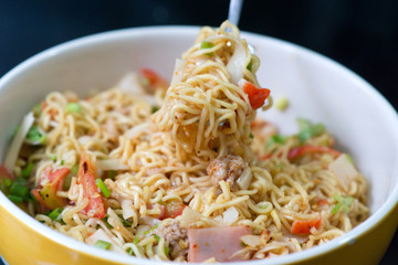 Spicy noodle salad - instant noodle