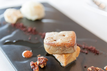 フォアグラのソテー　結婚式フルコースフレンチ料理