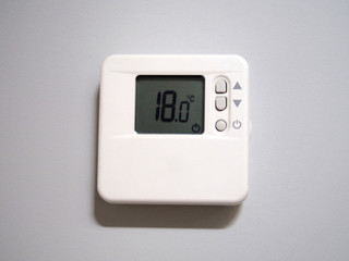Heating thermostat