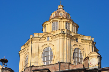 Obraz premium San Lorenzo church in Turin