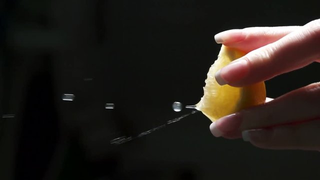 Cette vid&eacute;o traite de stockvideos vapeur makeup kitchen
