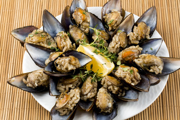 Midye Dolma