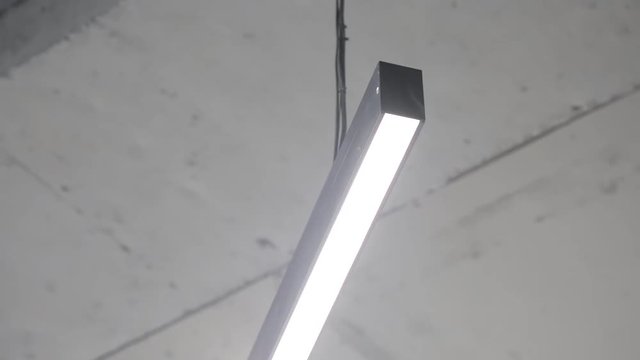 Shimmering halogen lamps