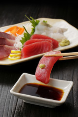 メバチマグロの刺身　Sliced raw bigeye tuna