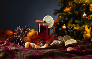 The mulled wine with spices and tangerines
