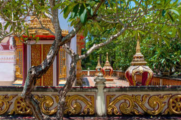 Fototapeta na wymiar Wat Nara Charoen Suk (Raja Ferry) - Ban Taling Ngam temple Koh Samui, Thailand