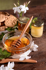Acacia honey bees in the jar and the bowl

