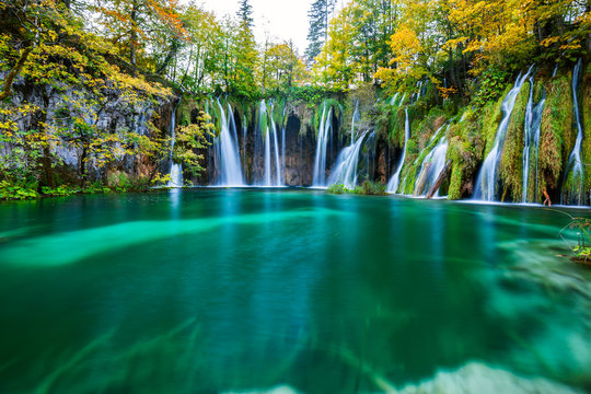 Fototapeta waterfalls of Plitvice National Park