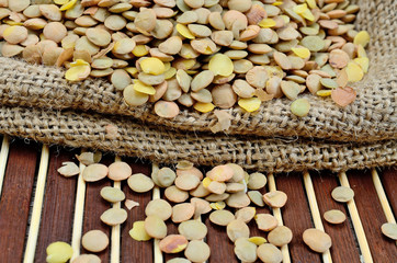 lentil in sack on table