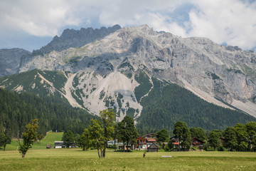 Dachstein Massiv im Sommer