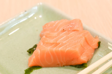 Salmon sahimi