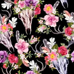 Gordijnen Hertenschedels en bloemen. Naadloze patroon. Waterverf © zzorik