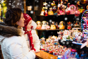 Mother and child on Christmas market