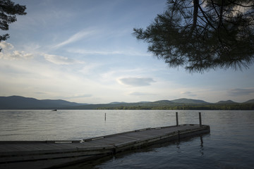 Fototapeta na wymiar Evening sky on a calm lake