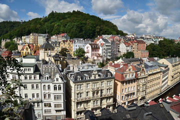 Fototapeta na wymiar Blick auf Karlovy Vary / Karlsbad in Tschechien
