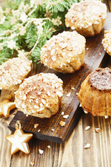 Muffins with almond