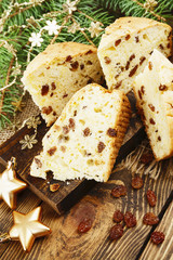 Cake with raisin