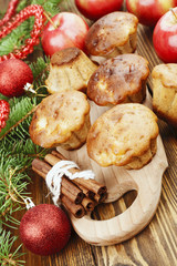 Obraz na płótnie Canvas Homemade apple muffins