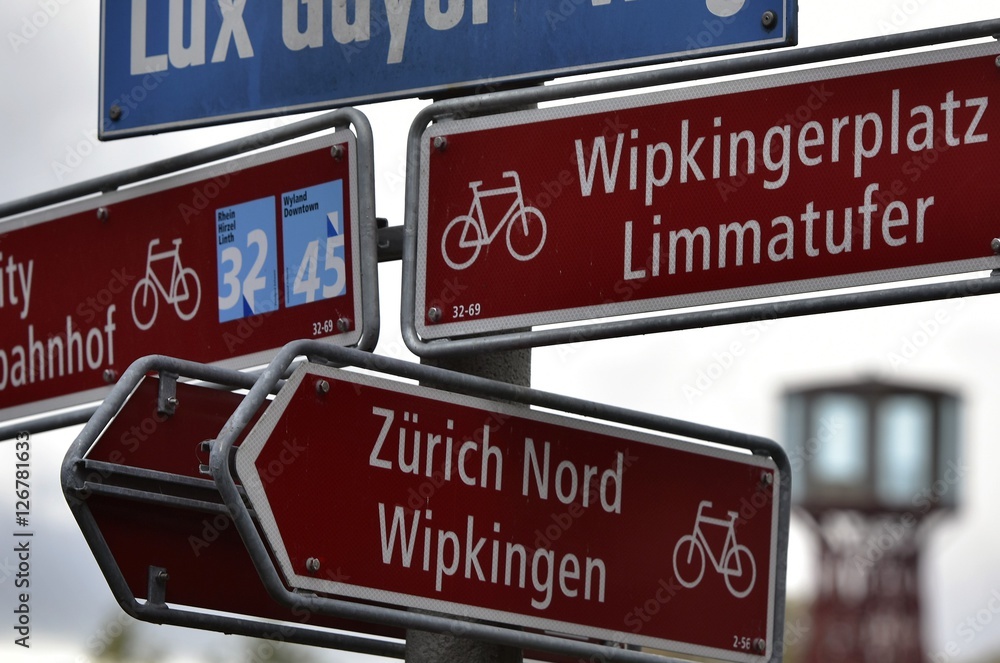 1000_F_126781633_8i5R5wtiJmogetrvJ0cpkcDESIDbIlcG.jpg