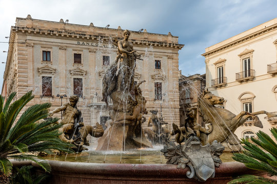 Fountain of Diana in Syracuse, Sicily, Italy, sculpted by Giulio Moschetti between 1906 and 1907.