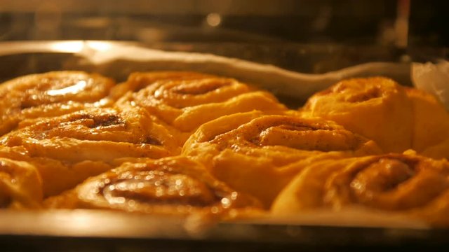 shot of cinnabon baking, time-lapse