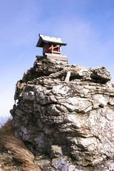 宝蔵石神社