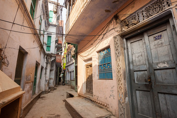 Varanasi alleyways - 126813078