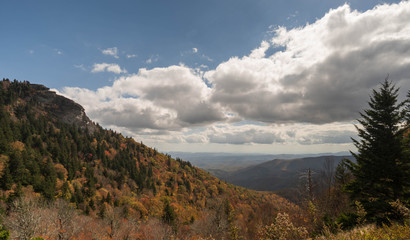 the Blue Ridge Mountains in western North Carolina in the fall