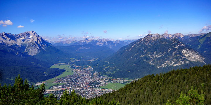 GARMISCH-PARTENKIRCHEN-GRAINAU  ( Bayern )