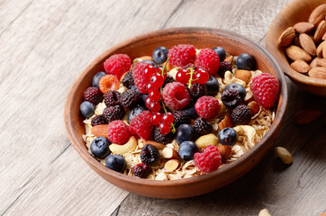 Oats nuts berries