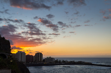 Fototapeta premium Beautiful sunset on the ocean.