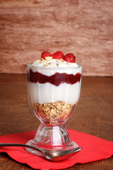 raspberry vanilla parfait