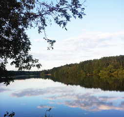 Озеро в Малаховке. Россия