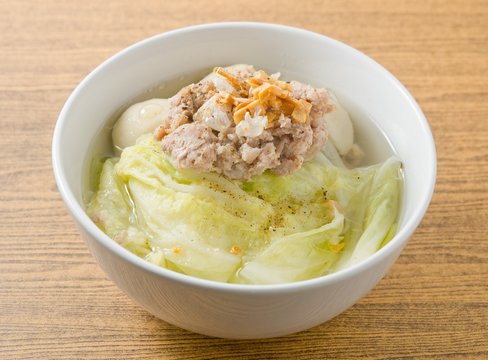Lettuce Clear Soup with Minced Pork and Fish Meat Ball