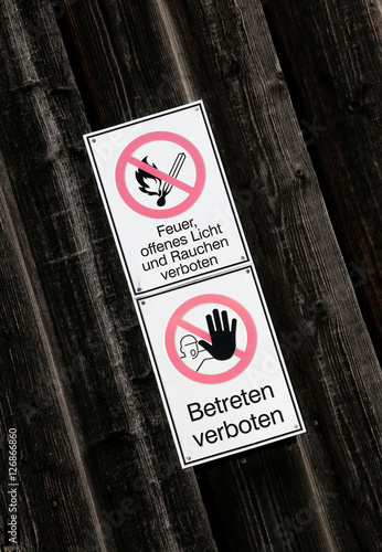 "Verbotsschilder" Stockfotos und lizenzfreie Bilder auf Fotolia.com