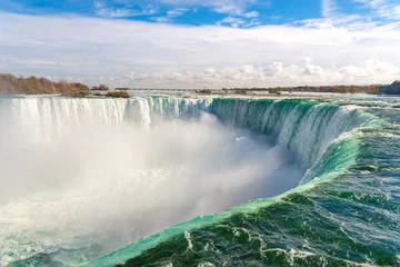 Zelfklevend Fotobehang Horseshoe Fall, Niagara Falls, Ontario, Canada © Alexander Demyanenko