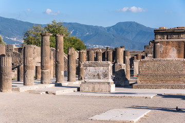 Fototapeta na wymiar Town centre of Pompeii ancient city