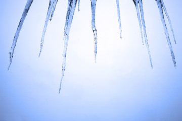 Hängende Eiszapfen