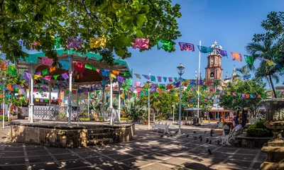 Gordijnen Main square and Our Lady of Guadalupe church - Puerto Vallarta, Jalisco, Mexico © diegograndi