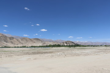 Himalaya mountains, India's Deadliest, very treacherous and adventurous roads, Kargil-Leh Highway passes through here.