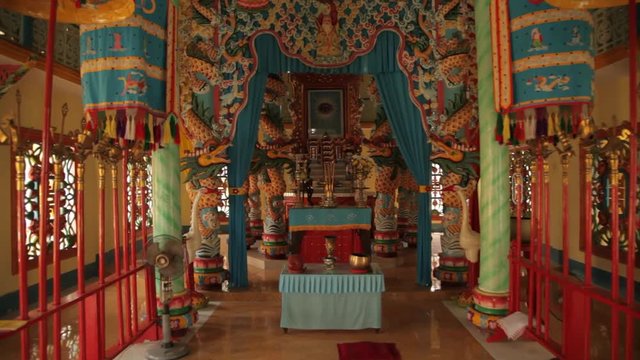 WS DS Interior of Cao Dai Temple / Ho Chi Minh, Vietnam