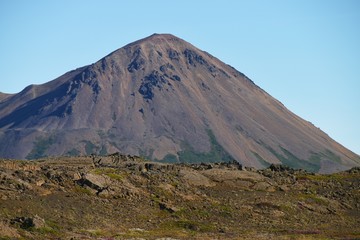 Fototapeta na wymiar Vulkankegel auf Island