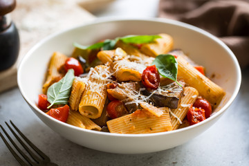 Rigatoni with Aubergine and Tomato