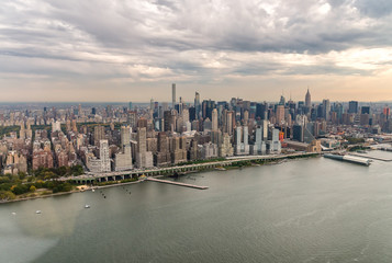 Fototapeta premium Aerial view of Midtown Manhattan, New York City