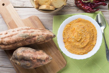 Hummus of yam