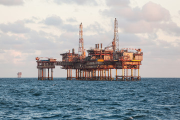Offshore Oil & Gas central process platform, Offshore natural construction plant, Petroleum...