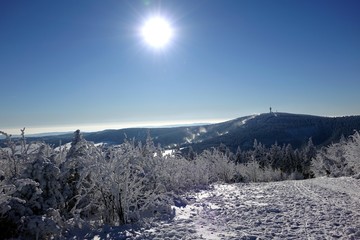 Fototapeta na wymiar winter auf dem fichtelberg in oberwiesenthal