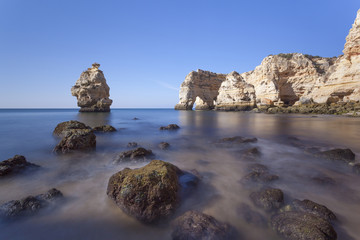 Fototapeta premium Long exposure at Marinha beach, Lagoa - Algarve Portugal