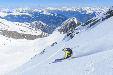 offpiste unterwegs an den H&auml;ngen des Kitzsteinhorns