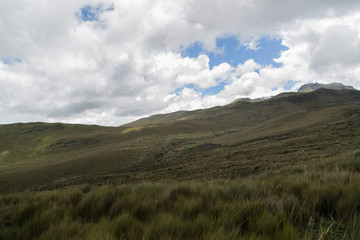 Fototapeta premium Rucu Pichincha; Vulkan, Quito